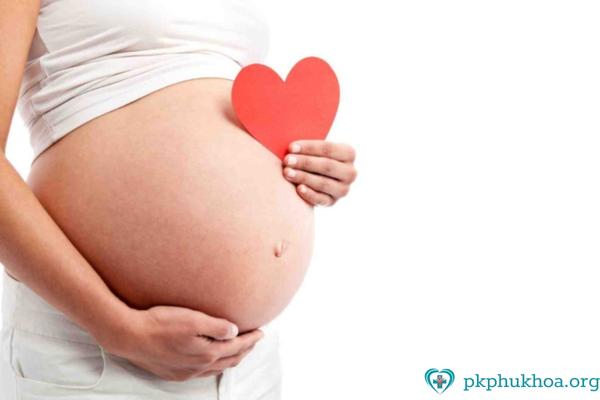 Điều trị viêm cổ tử cung kịp thời để hạn chế anhr hưởng đên cả mẹ và bé